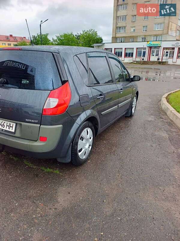 Минивэн Renault Scenic 2007 в Дубно