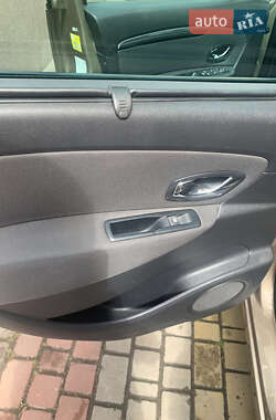 Минивэн Renault Scenic 2016 в 