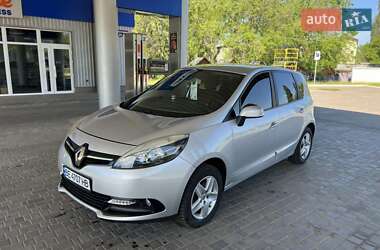 Минивэн Renault Scenic 2014 в 
