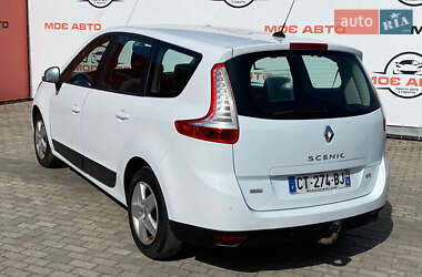 Минивэн Renault Scenic 2013 в 