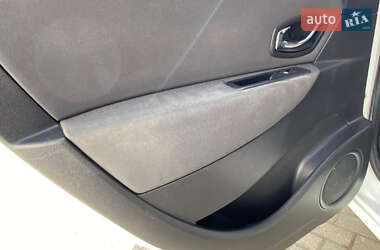 Минивэн Renault Scenic 2013 в 