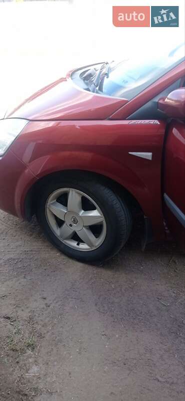 Минивэн Renault Scenic 2008 в Коростене