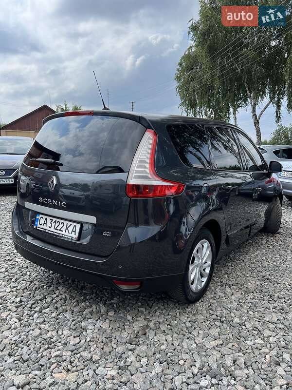 Минивэн Renault Scenic 2010 в Смеле