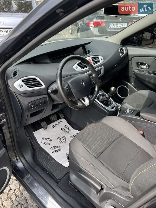 Минивэн Renault Scenic 2010 в Смеле