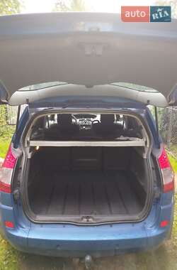 Минивэн Renault Scenic 2007 в 