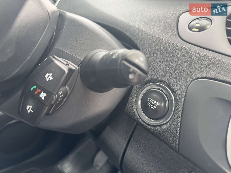 Минивэн Renault Scenic 2012 в Ровно