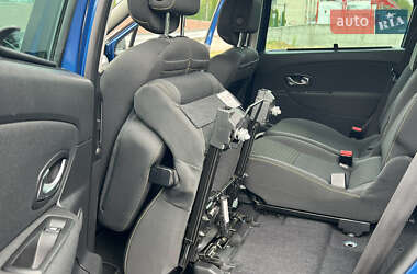 Минивэн Renault Scenic 2010 в 