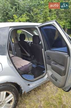 Минивэн Renault Scenic 2005 в 