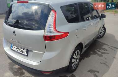Мінівен Renault Scenic 2010 в Чернігові