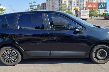 Renault Scenic 2012