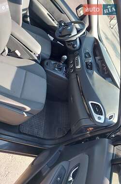 Минивэн Renault Scenic 2012 в 