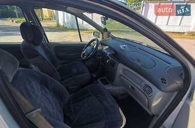 Минивэн Renault Scenic 2001 в 