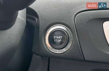 Минивэн Renault Scenic 2013 в 
