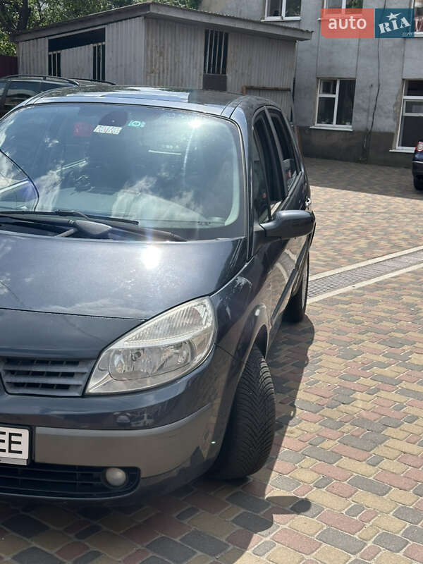 Минивэн Renault Scenic 2006 в Бахмаче