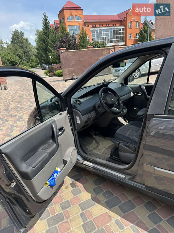 Минивэн Renault Scenic 2006 в Бахмаче