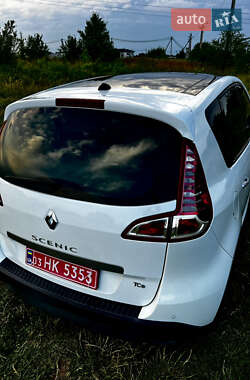 Минивэн Renault Scenic 2011 в 