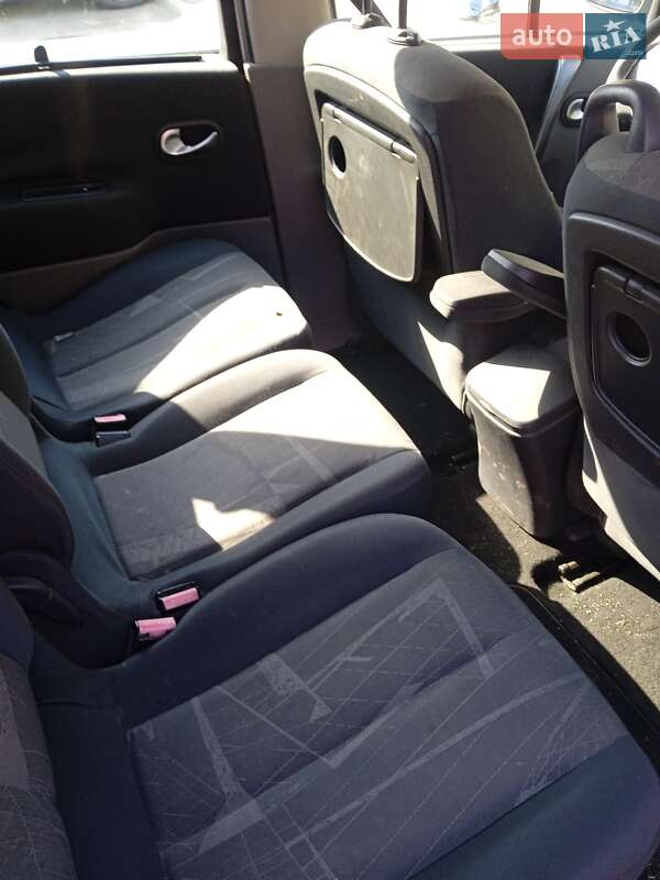 Мінівен Renault Scenic 2005 в Добровеличківці