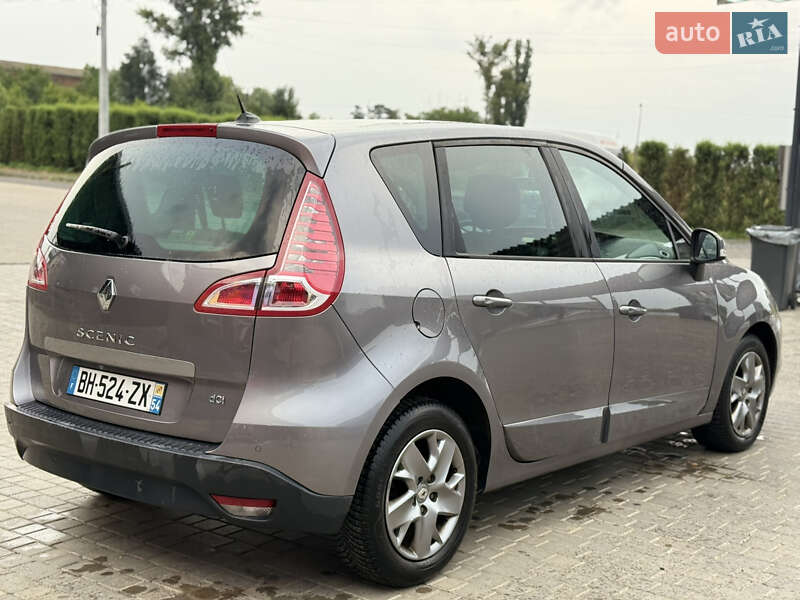 Мінівен Renault Scenic 2012 в Звенигородці