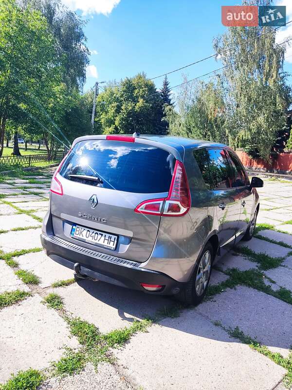 Мінівен Renault Scenic 2011 в Харкові