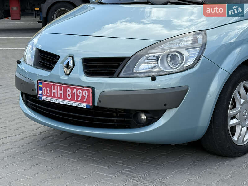 Мінівен Renault Scenic 2009 в Рівному