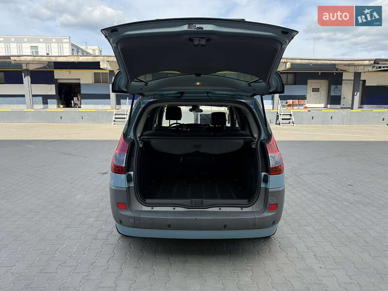 Мінівен Renault Scenic 2009 в Рівному