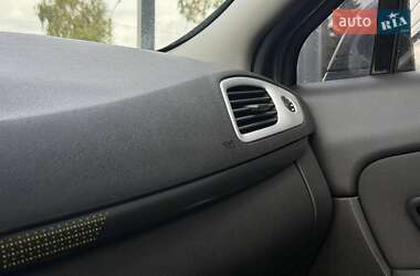 Минивэн Renault Scenic 2010 в 