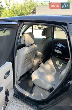 Минивэн Renault Scenic 2006 в 