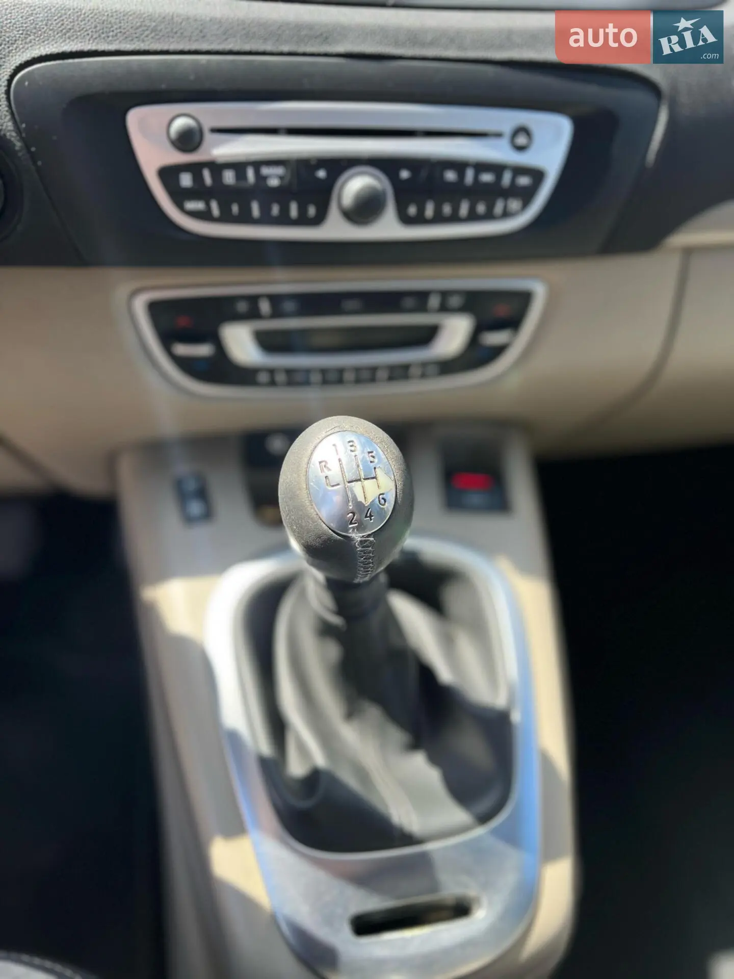 2011 Renault Scenic - мініатюра 24