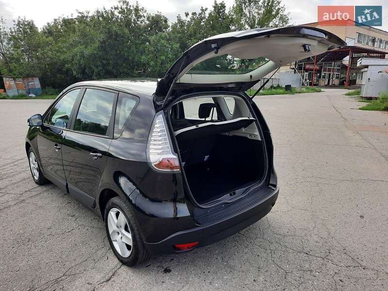 Минивэн Renault Scenic 2013 в Полтаве