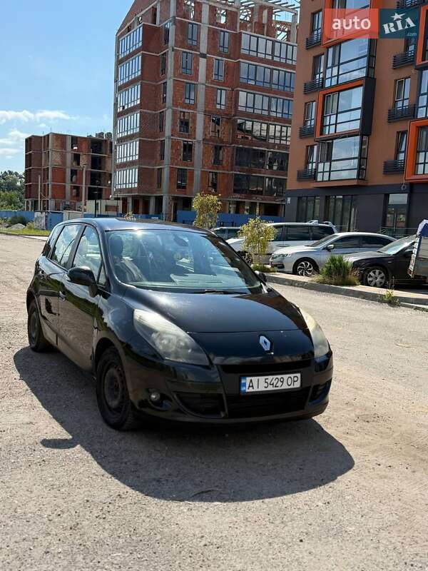 Минивэн Renault Scenic 2010 в Киеве