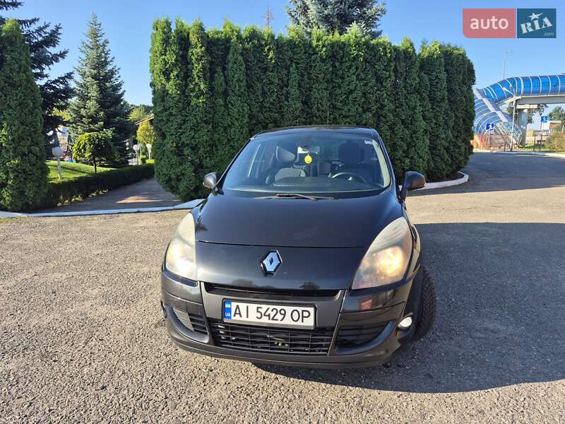 Минивэн Renault Scenic 2010 в Киеве