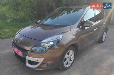 Мінівен Renault Scenic 2009 в Чернігові