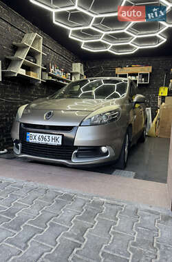 Renault Scenic 2012 Renault Scenic 2012