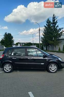 Минивэн Renault Scenic 2005 в 