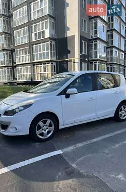 Минивэн Renault Scenic 2010 в Чернигове
