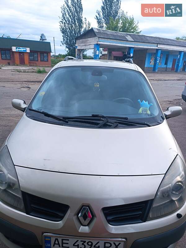 Минивэн Renault Scenic 2008 в Петропавловке