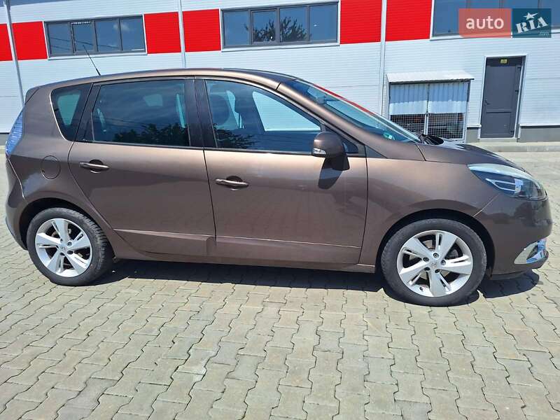Минивэн Renault Scenic 2013 в Нововолынске