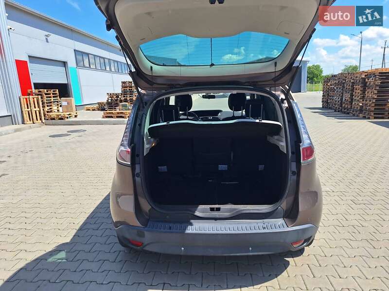 Минивэн Renault Scenic 2013 в Нововолынске