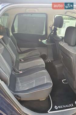 Минивэн Renault Scenic 2003 в 