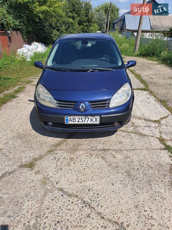 Минивэн Renault Scenic 2003 в Буче