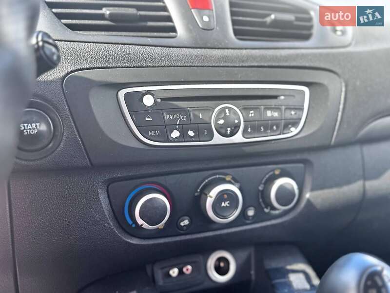 Минивэн Renault Scenic 2010 в Борисполе