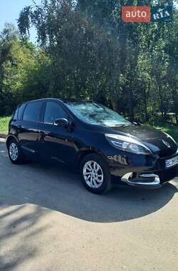 Минивэн Renault Scenic 2012 в Новояворовске