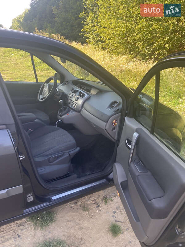 Минивэн Renault Scenic 2006 в Хмельницком