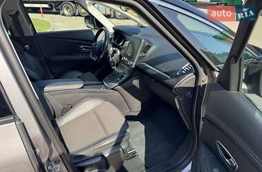 Минивэн Renault Scenic 2019 в 