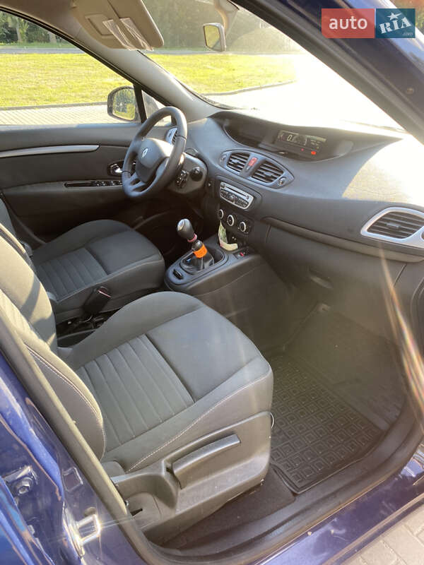 Минивэн Renault Scenic 2009 в Каневе