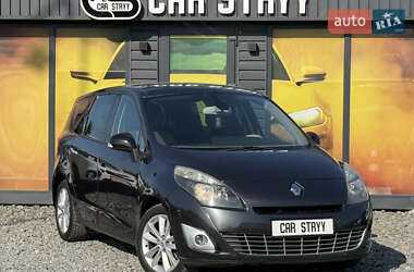 Renault Scenic 2011