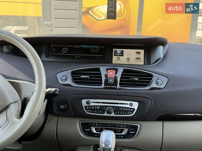 Минивэн Renault Scenic 2011 в Стрые