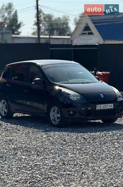 Мінівен Renault Scenic 2011 в Чернівцях