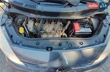 Минивэн Renault Scenic 2006 в 
