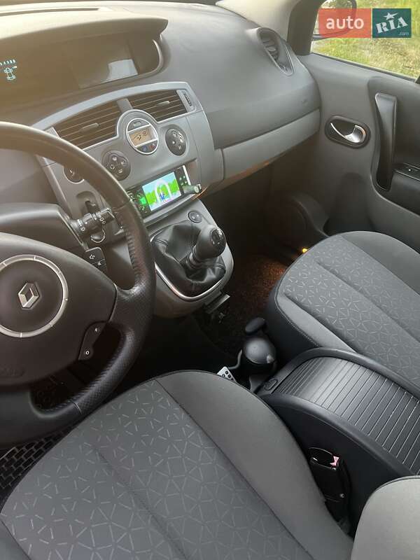 Мінівен Renault Scenic 2007 в Золотоноші